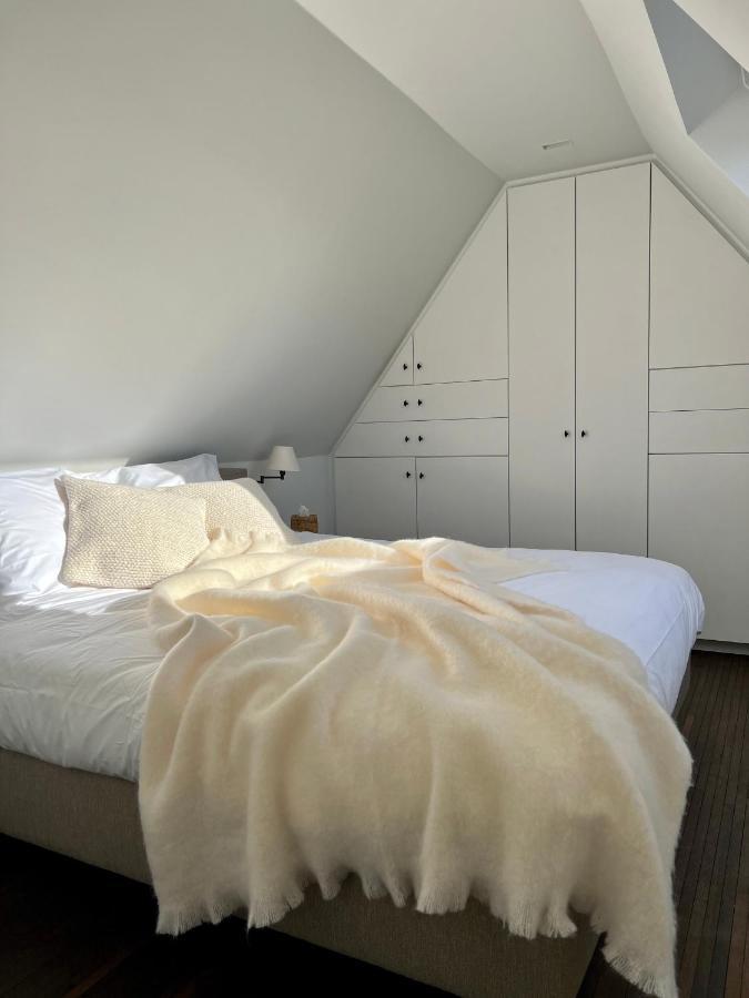 Duinhove Two *